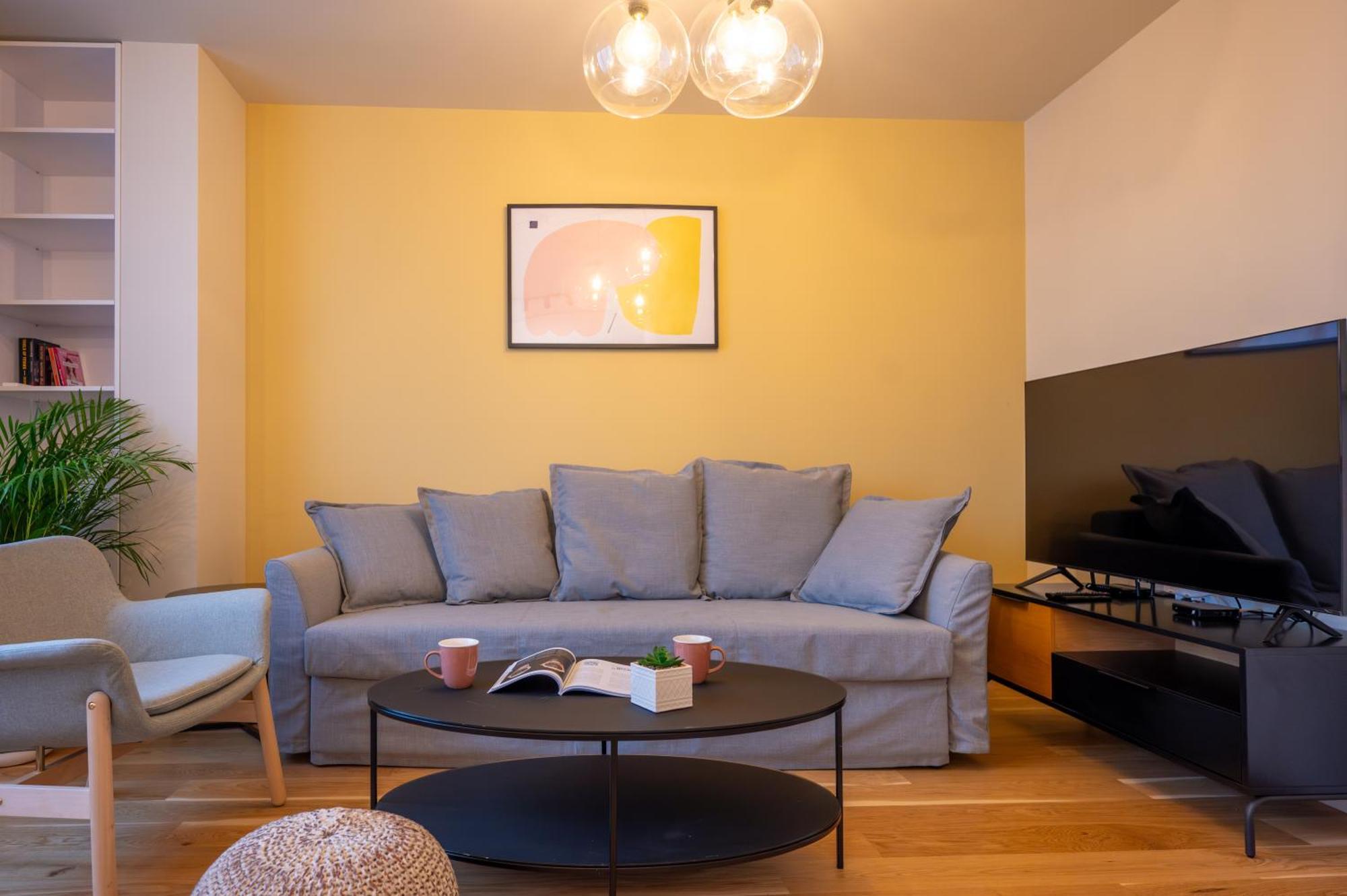 Design 1Bdr Apartment Near City Center Sofie Exteriér fotografie